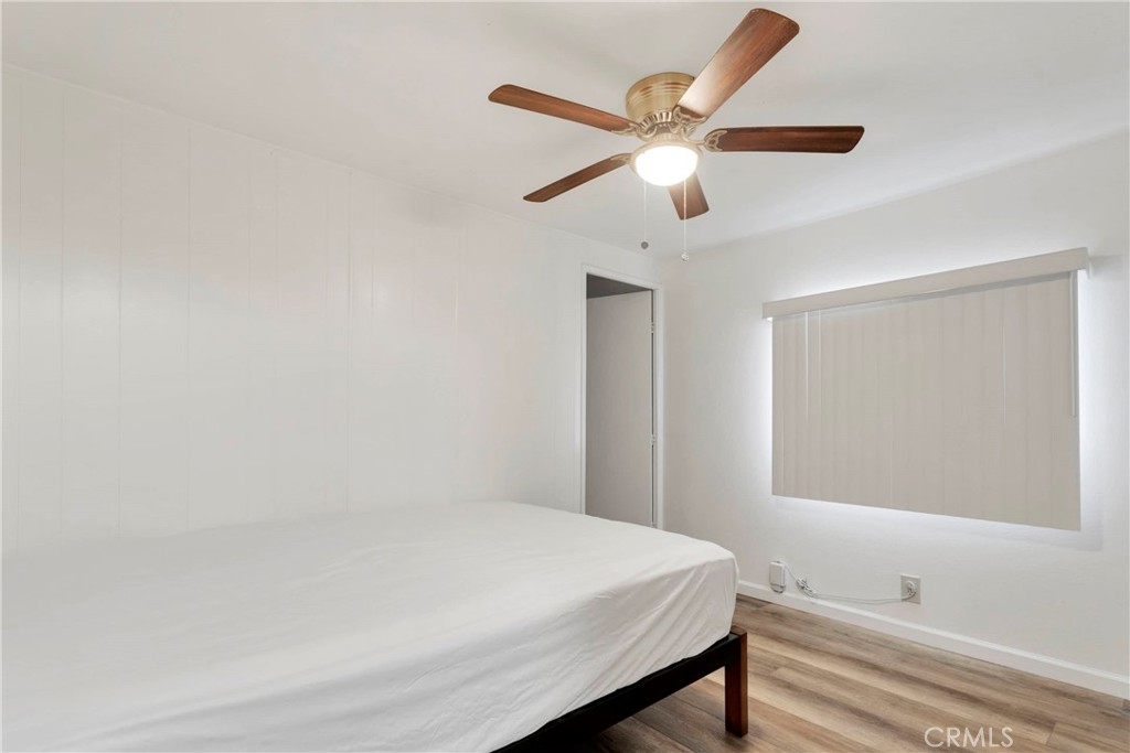 15252 Seneca Road 27