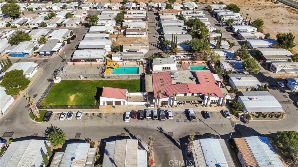 15252 Seneca Road 27