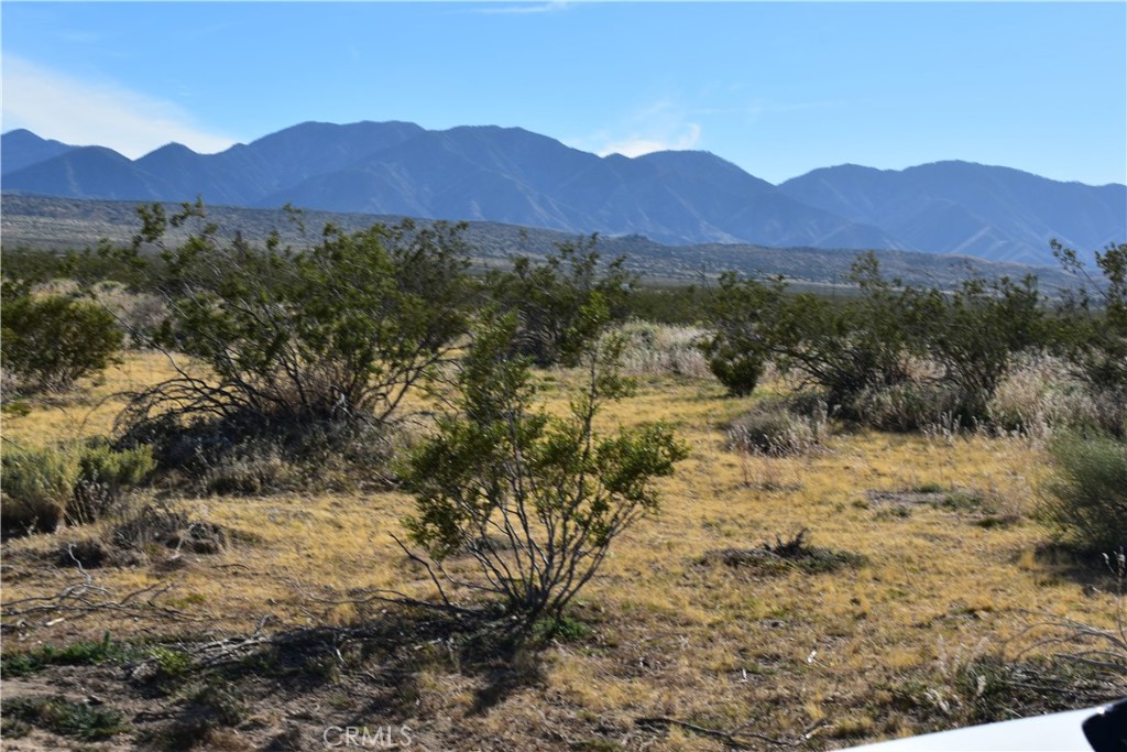 1 Vac/Cor Avenue R12/Longview Road