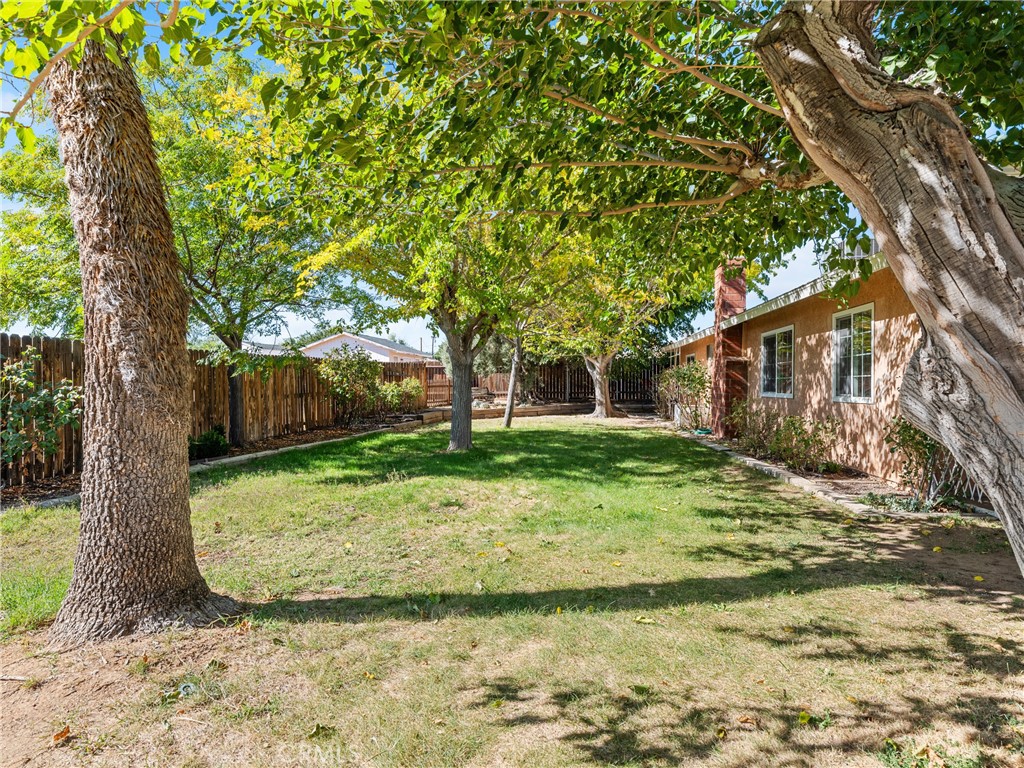 15353 Hercules Street