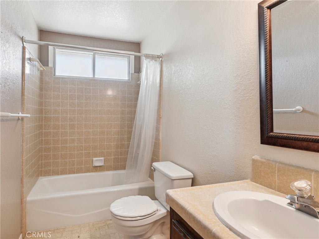 15353 Hercules Street