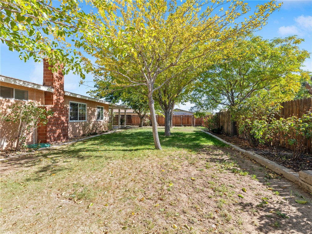 15353 Hercules Street