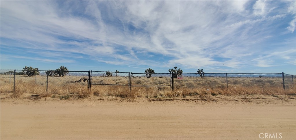 370260 SF Los Banos Avenue