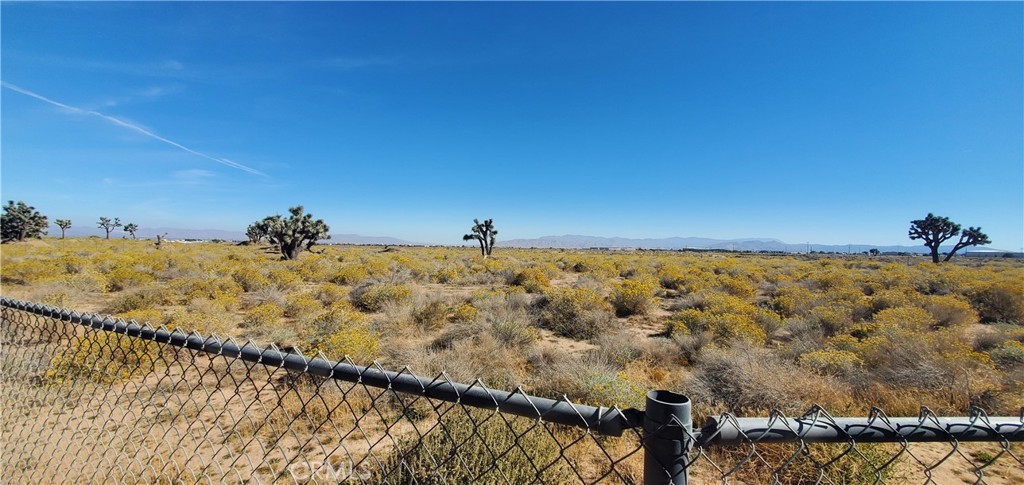 370260 SF Los Banos Avenue