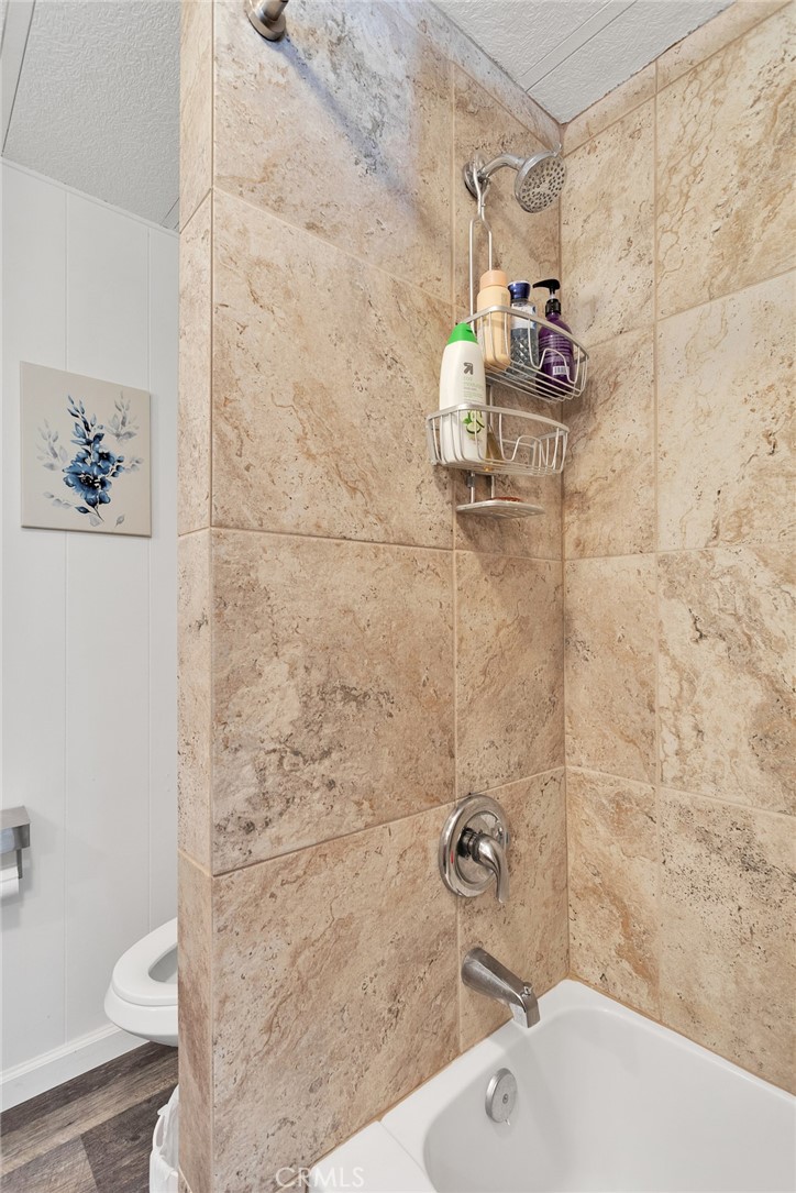 15252 Seneca Road 218