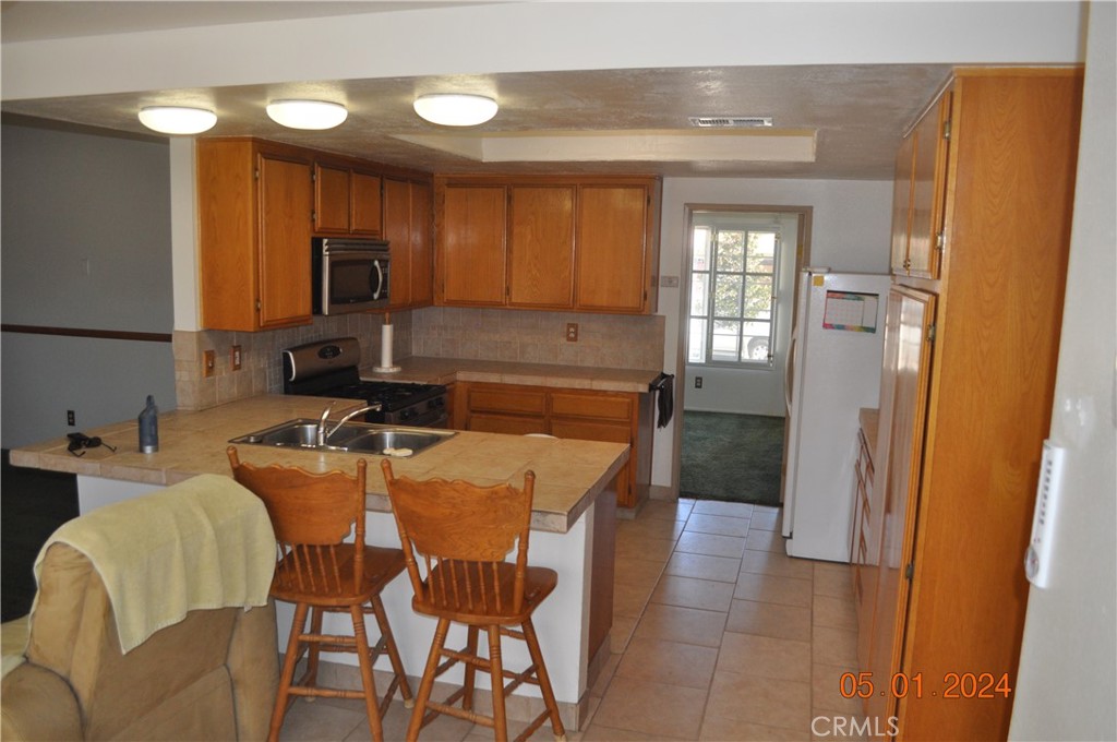 9790 Smoke Tree Court