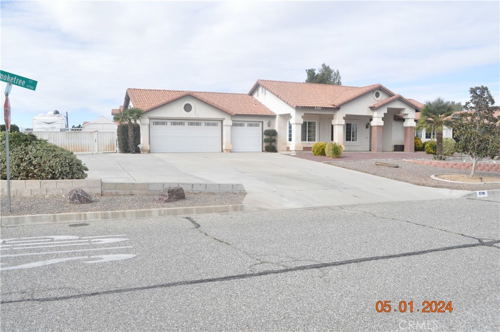 9790 Smoke Tree Court