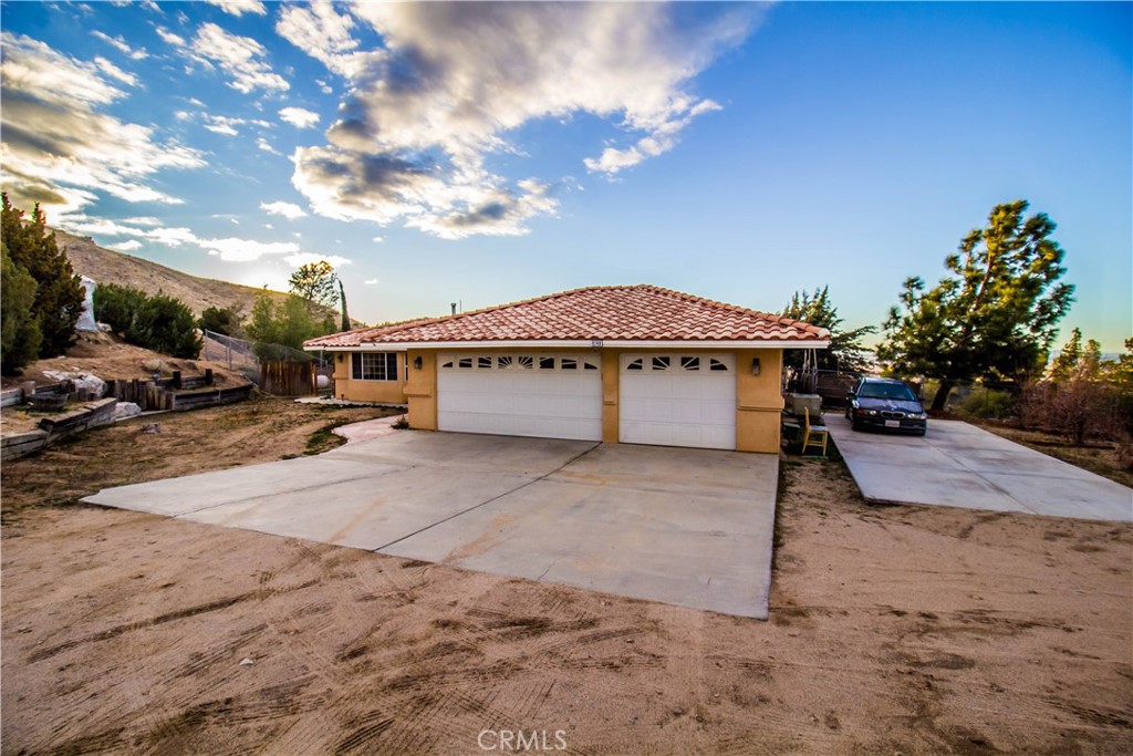 9248 Cerra Vista Street