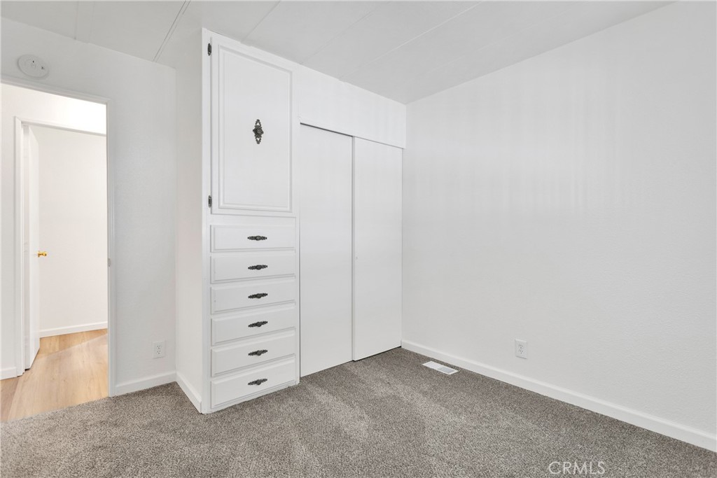 15252 Seneca Road 91