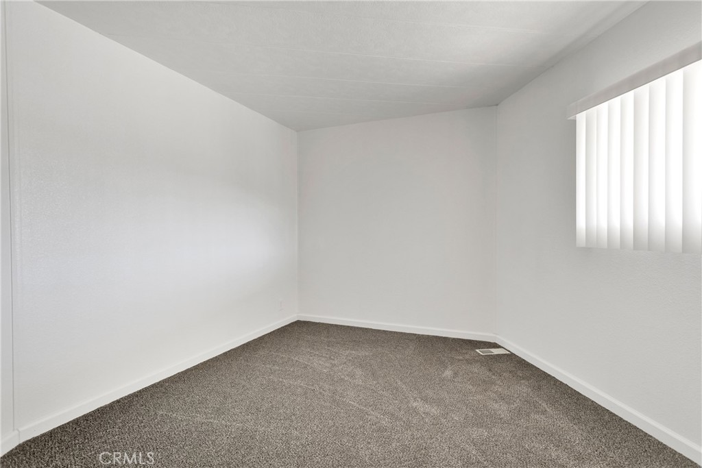 15252 Seneca Road 91