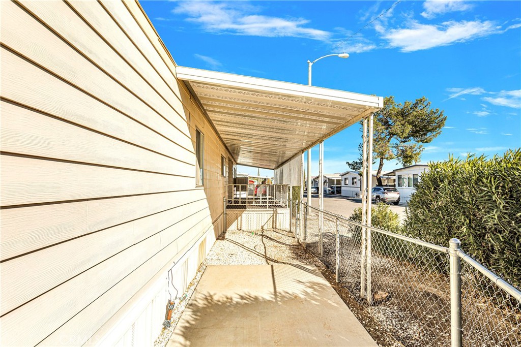 15252 Seneca Road 91