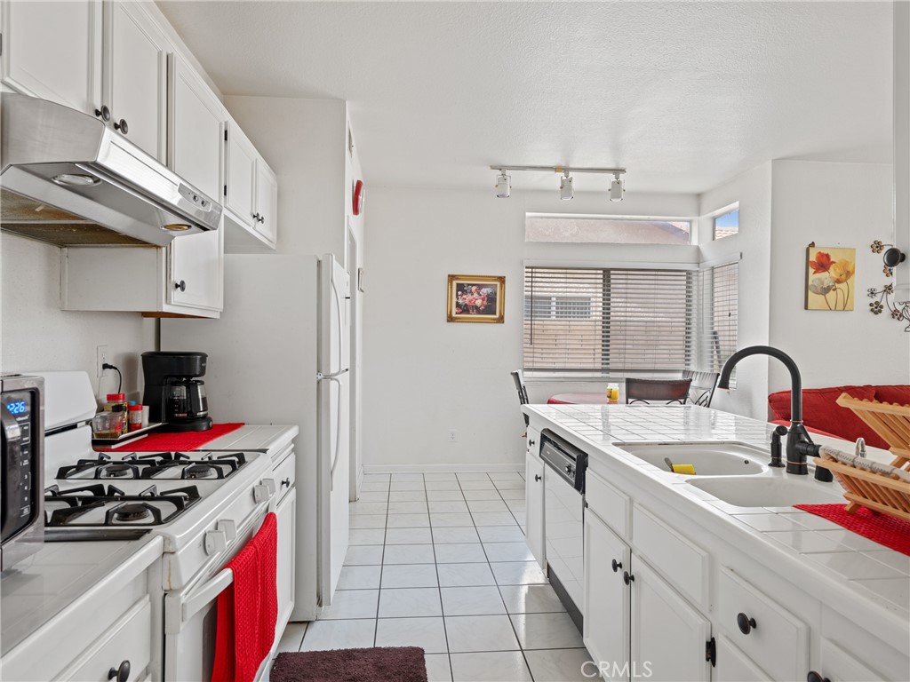 12546 Loma Verde Drive