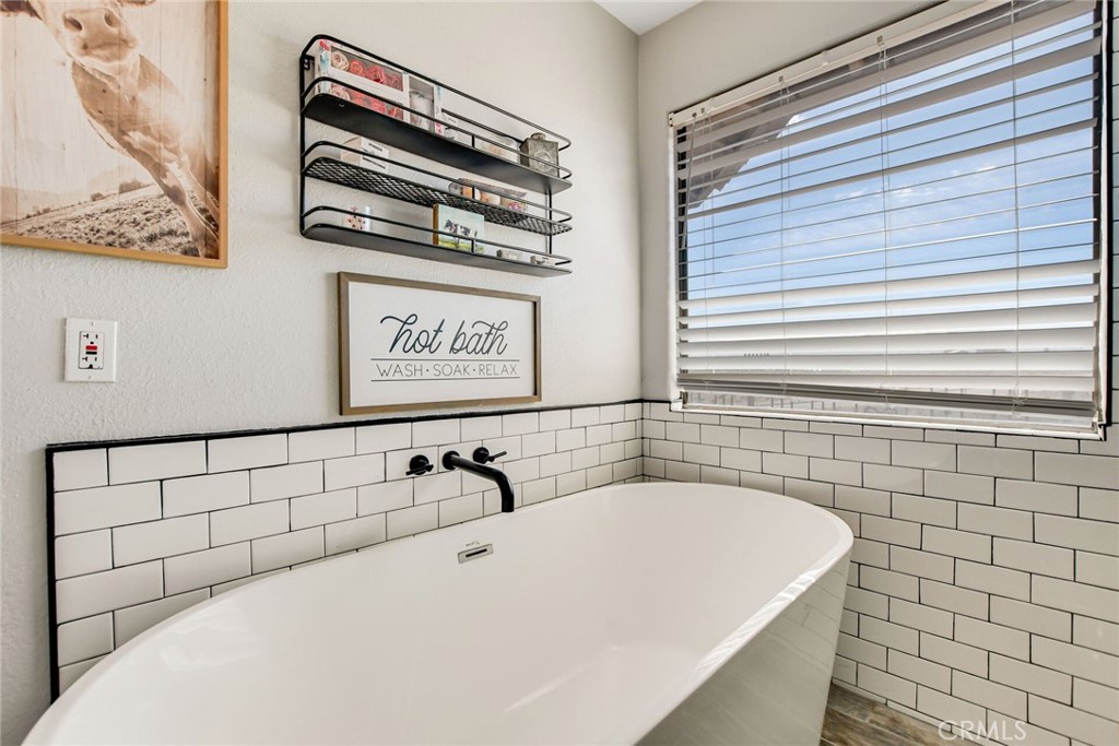 18163 Deer Park Lane