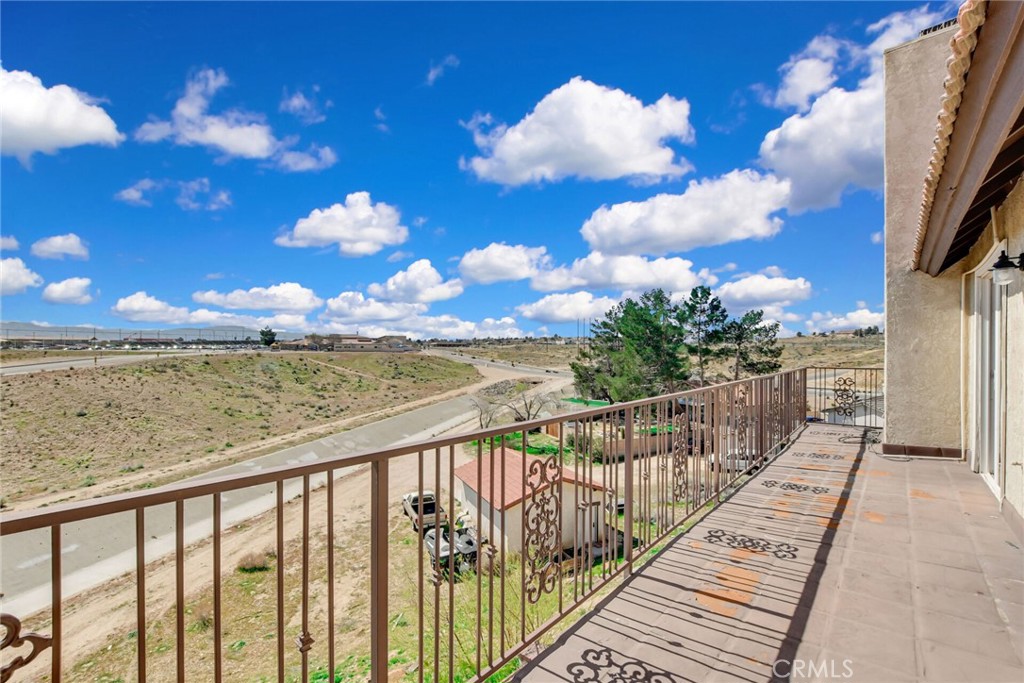 18163 Deer Park Lane