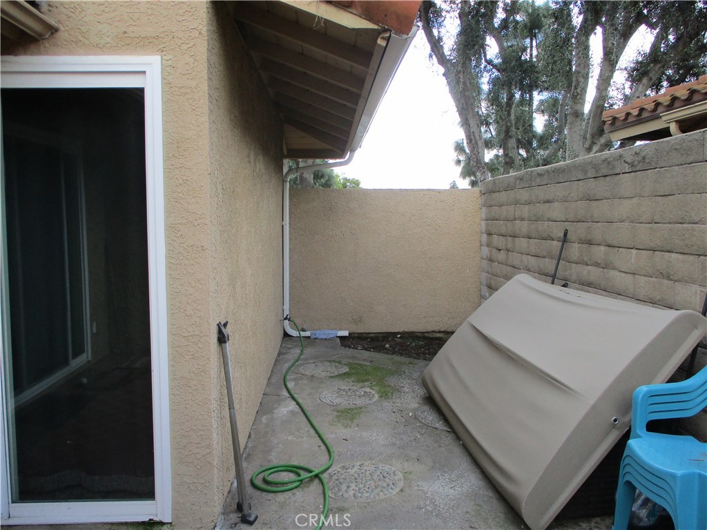 979 W Pine Street 27