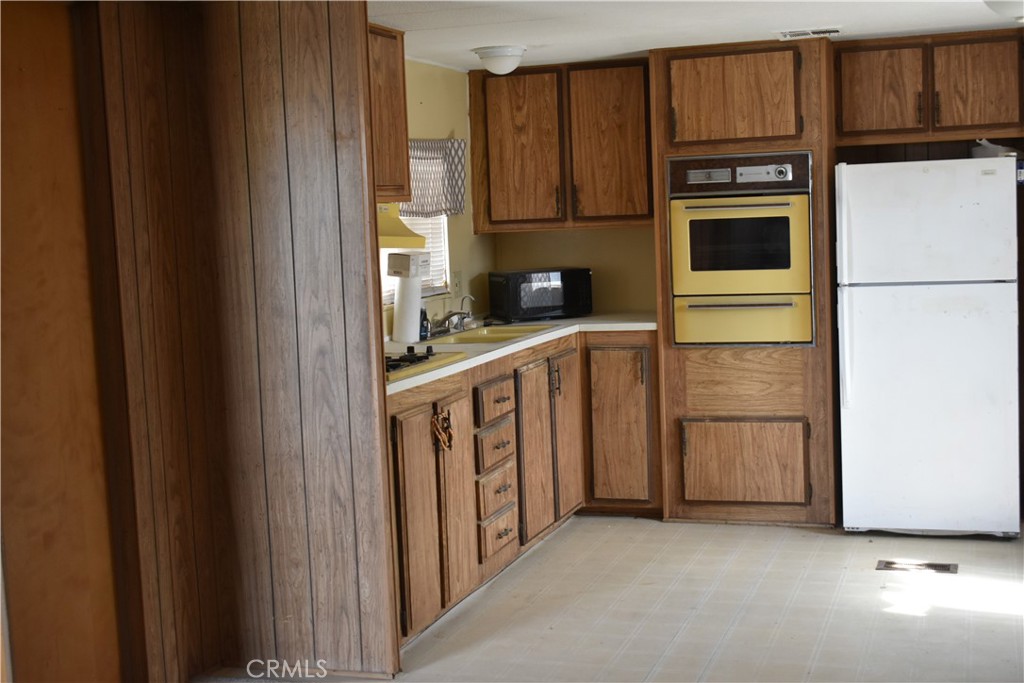 2100 Soapmine Road 49