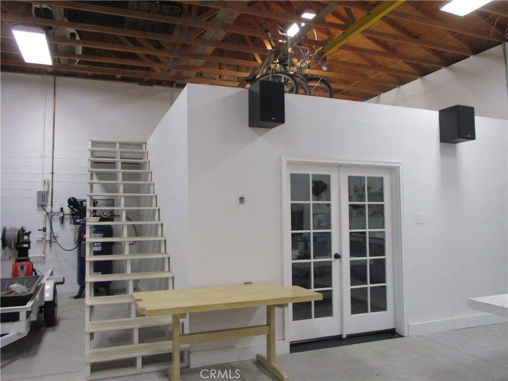 28721 Mountain View Road