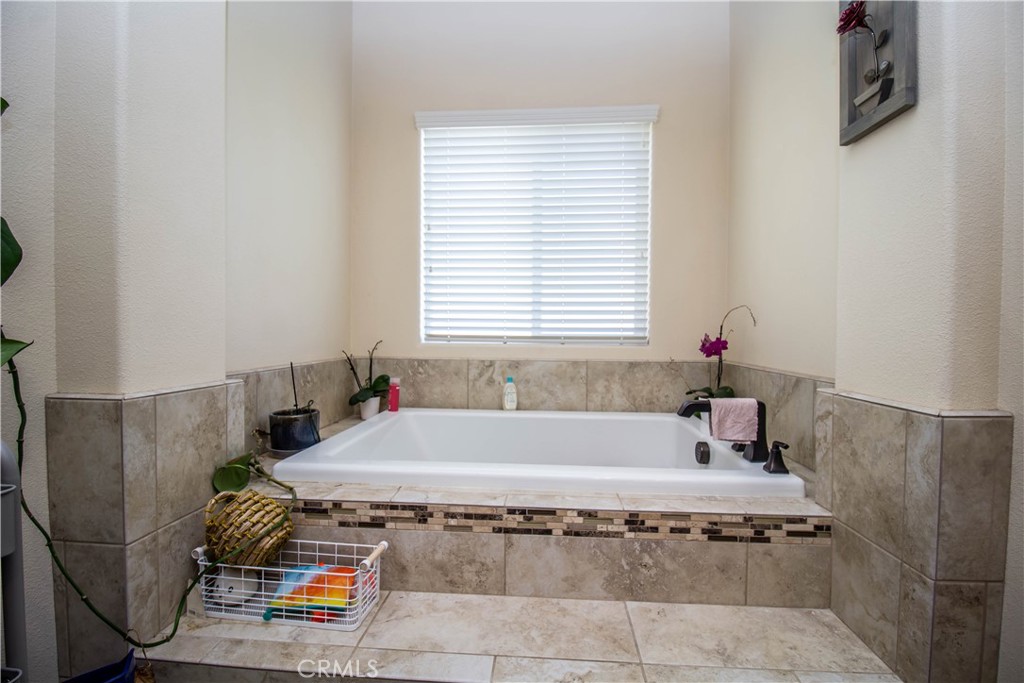 18575 Kalin Ranch Drive