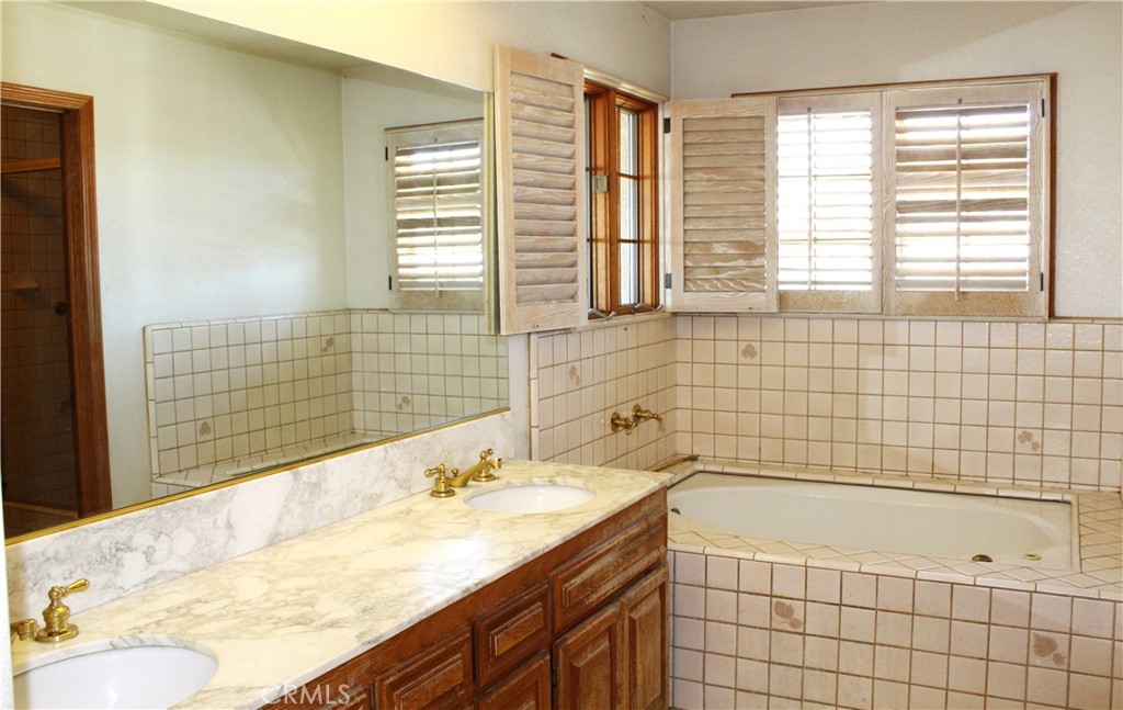 13585 Sierra Vista Drive