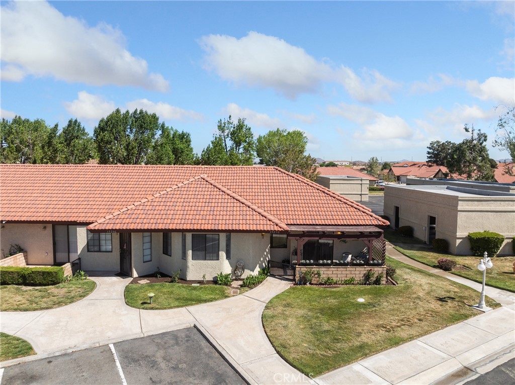 19250 Cottonwood Drive