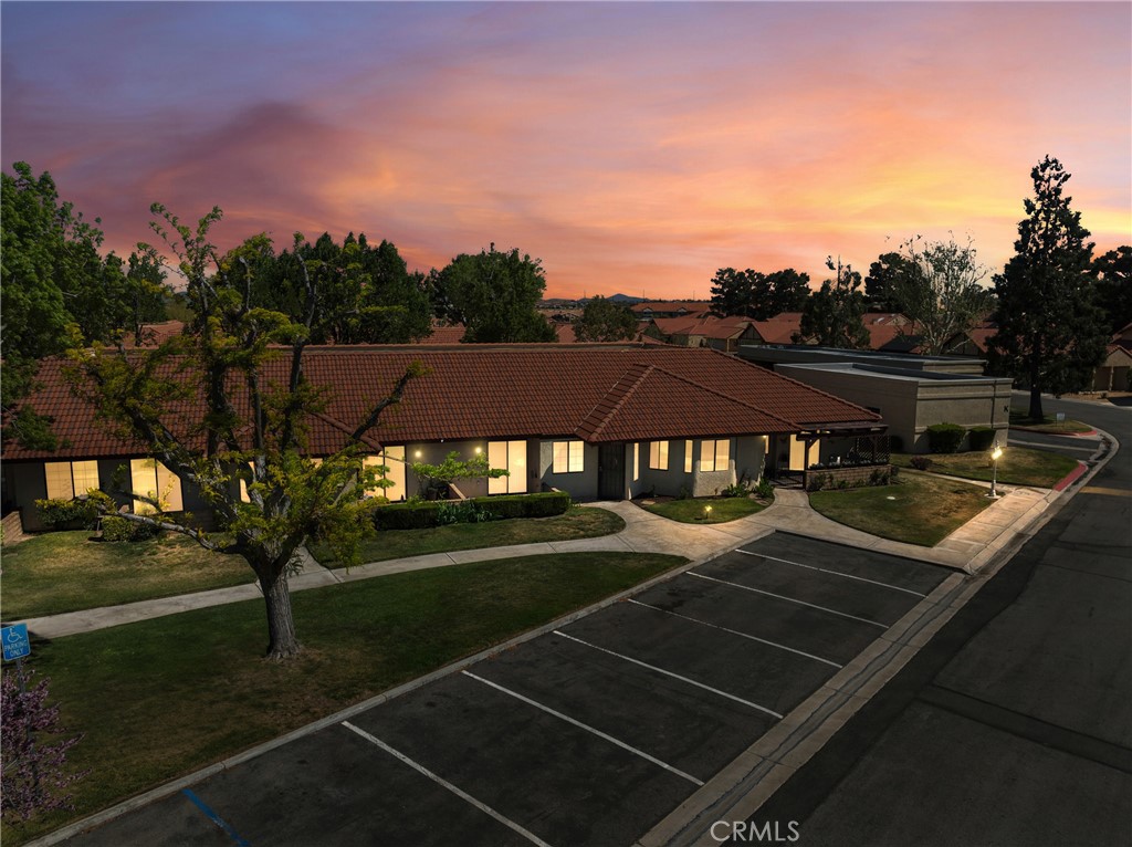 19250 Cottonwood Drive