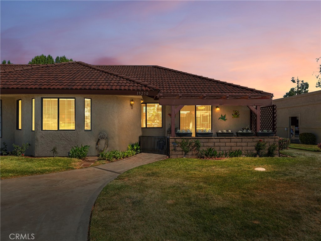 19250 Cottonwood Drive