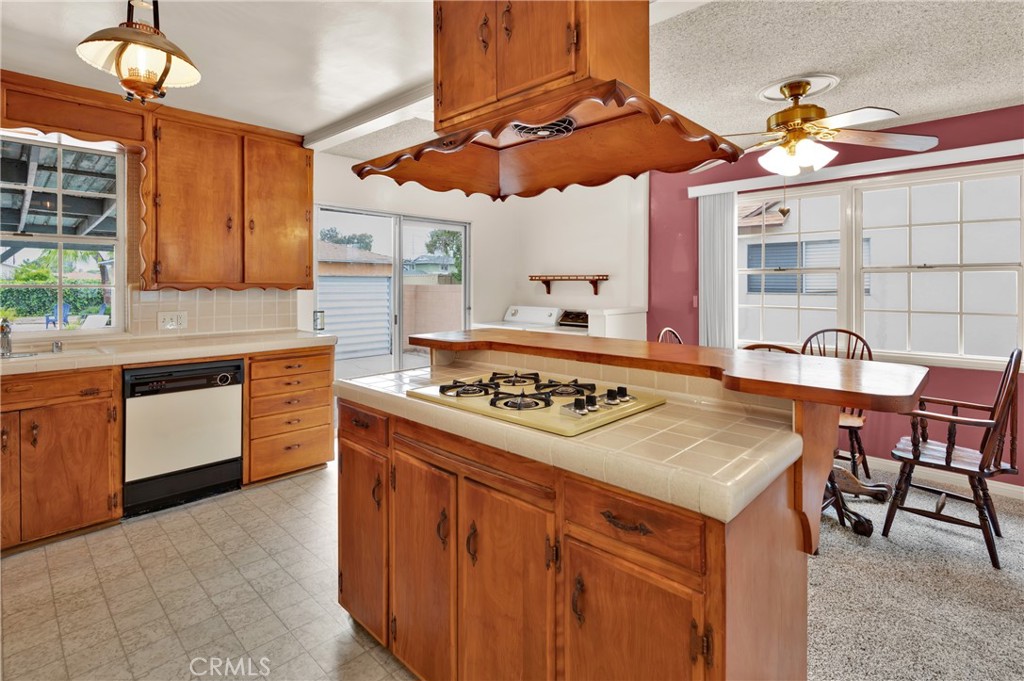 3903 Ashworth Street