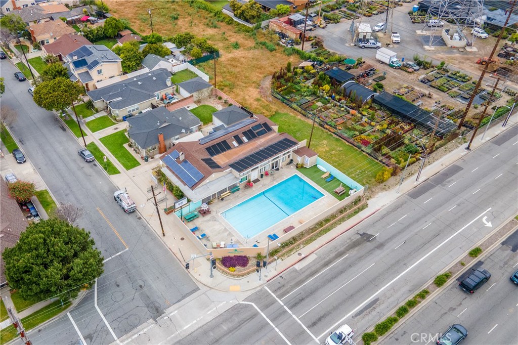 3903 Ashworth Street