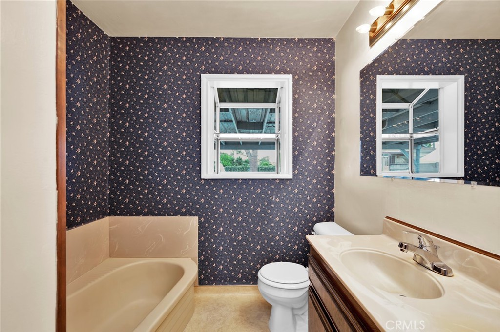 3903 Ashworth Street