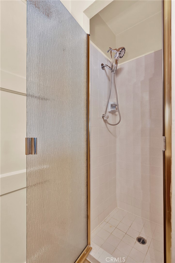 3903 Ashworth Street