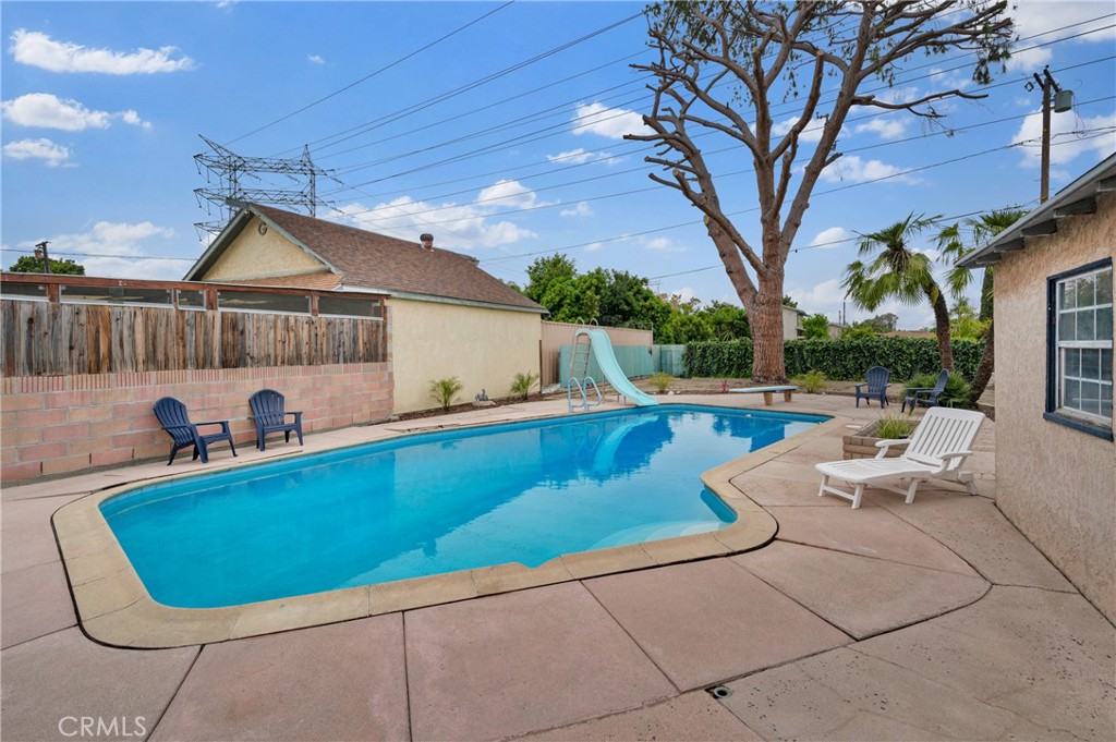 3903 Ashworth Street