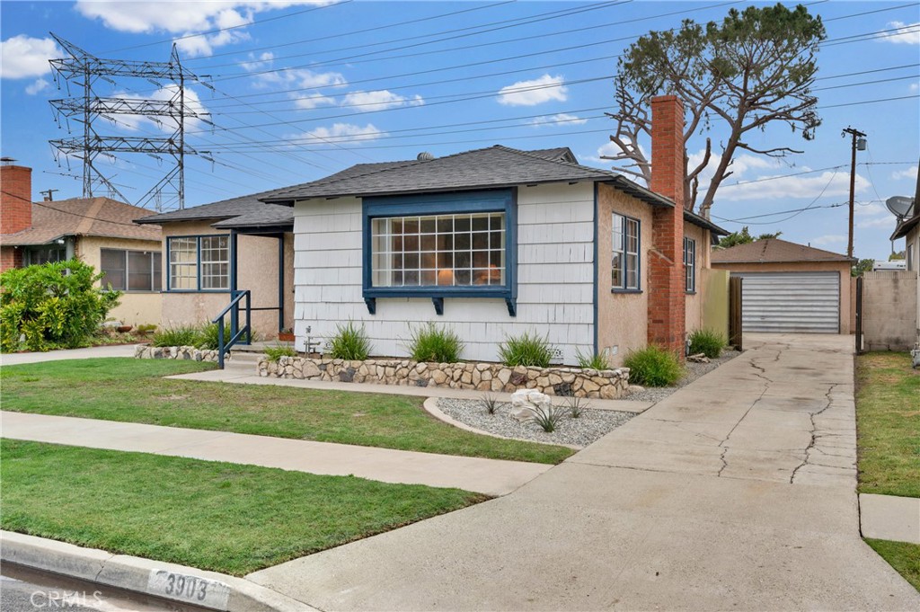 3903 Ashworth Street