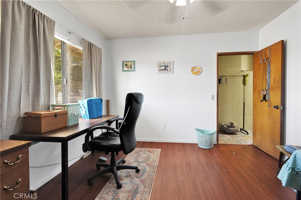 9445 Grapefruit Avenue