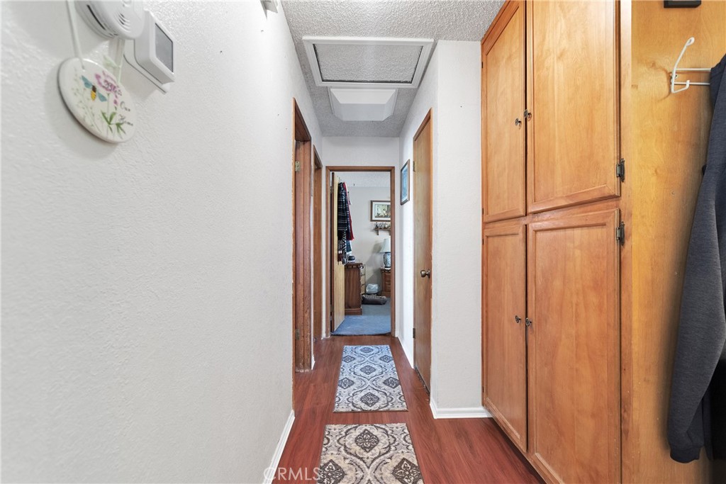 9445 Grapefruit Avenue