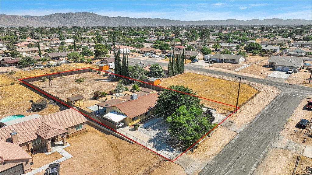 9445 Grapefruit Avenue