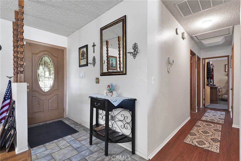 9445 Grapefruit Avenue