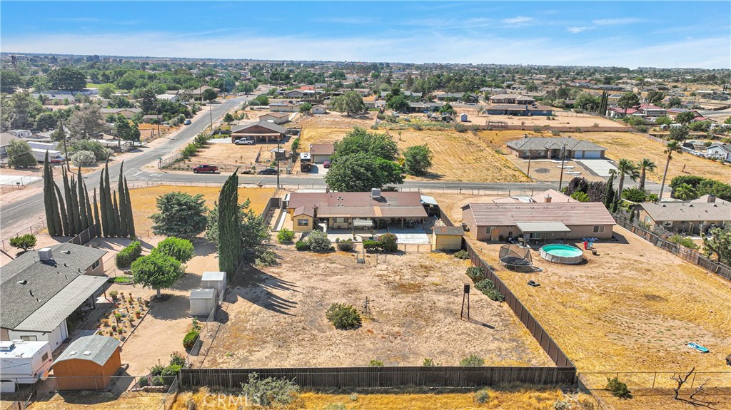 9445 Grapefruit Avenue