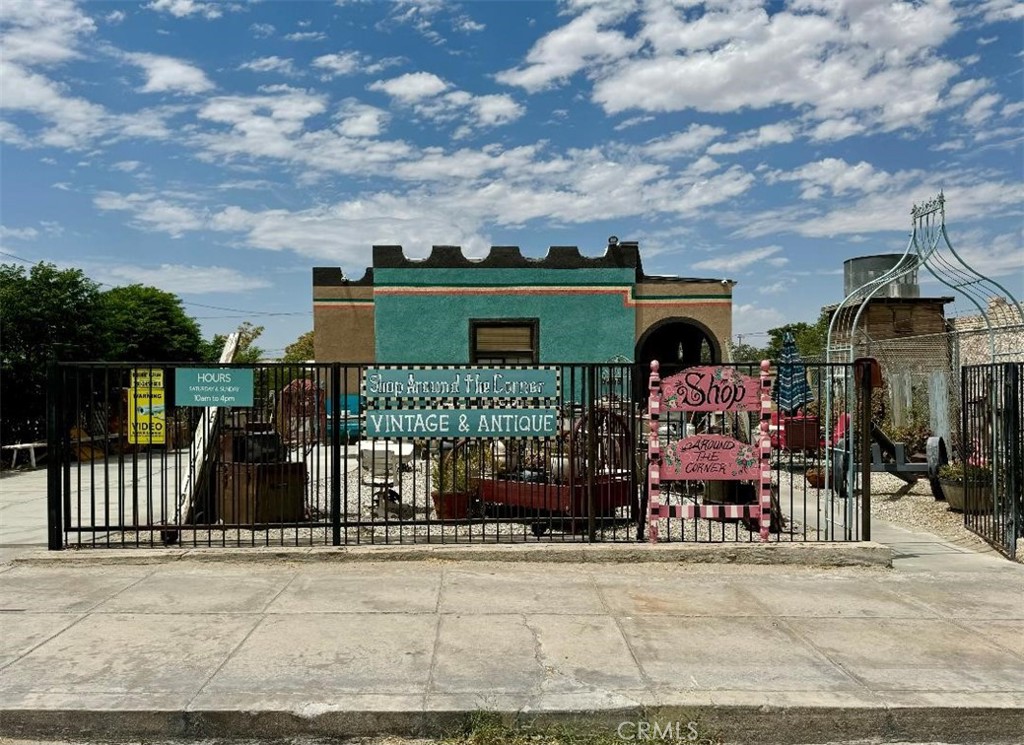 19270 National Trails