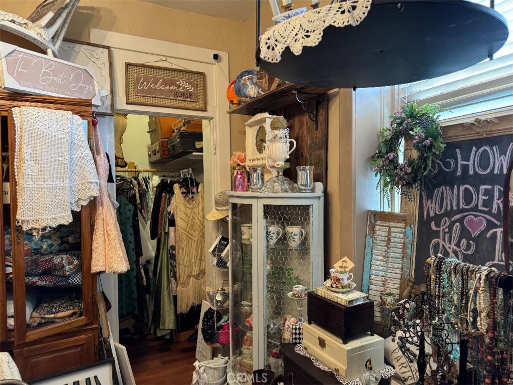 19270 National Trails