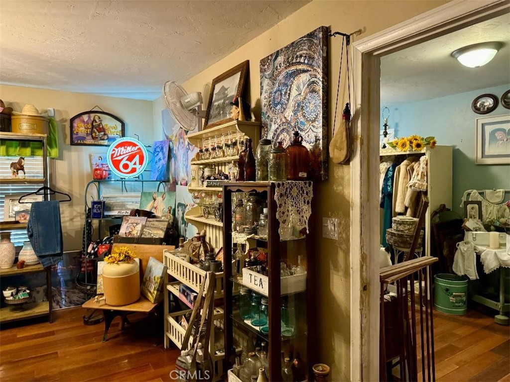 19270 National Trails