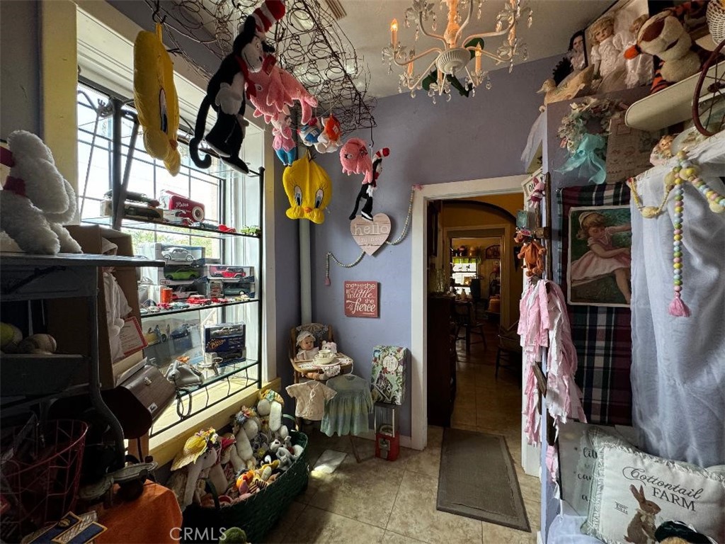 19270 National Trails