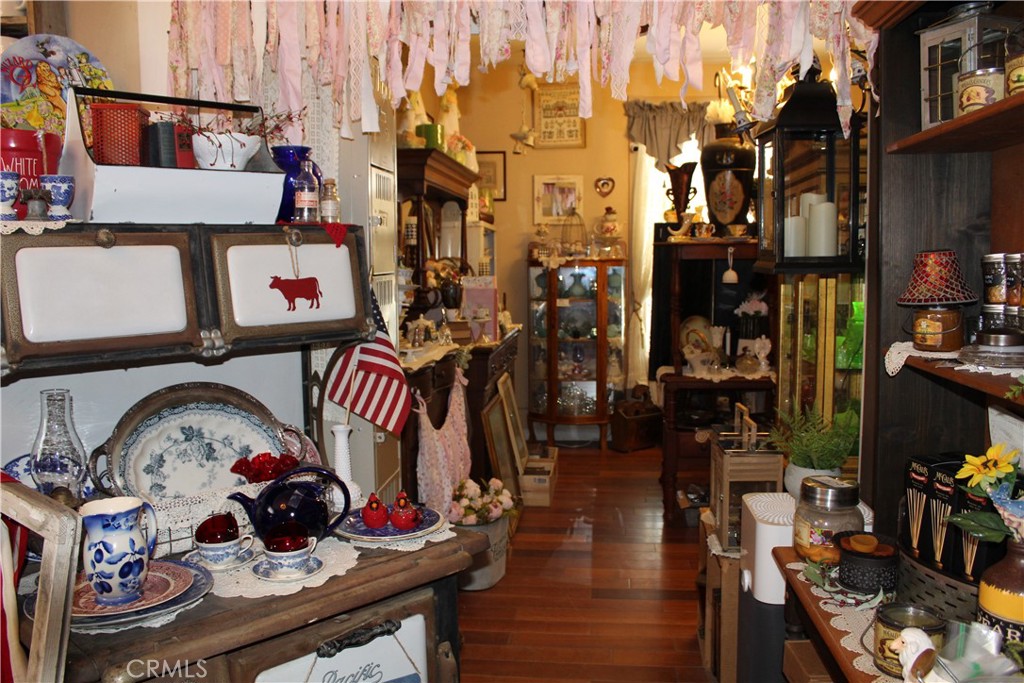 19270 National Trails