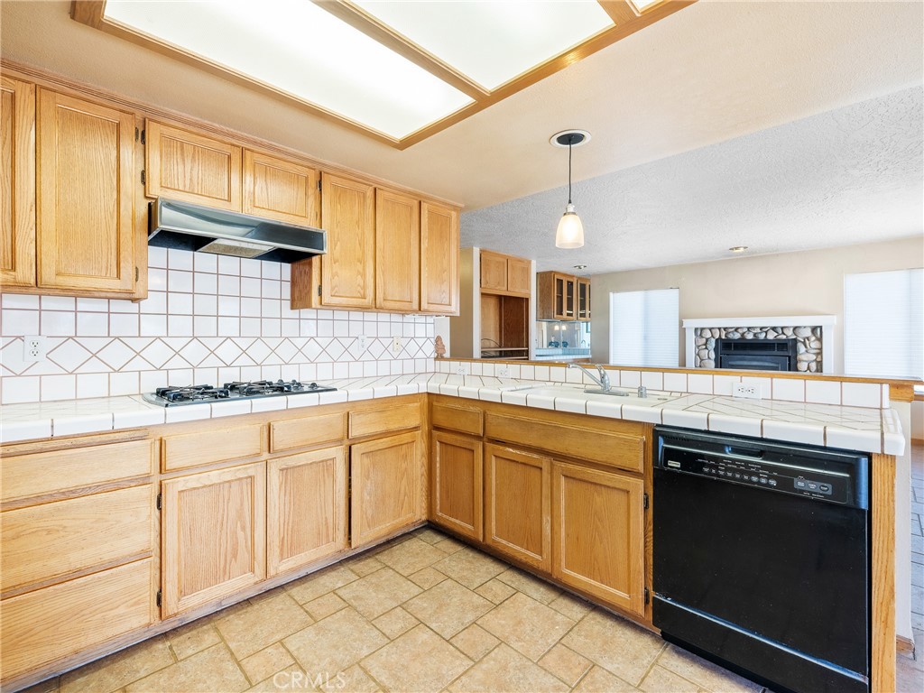 8187 Anaconda Avenue