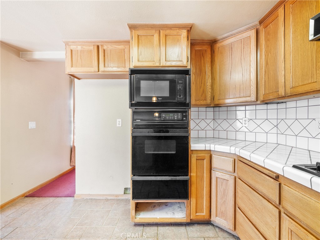 8187 Anaconda Avenue