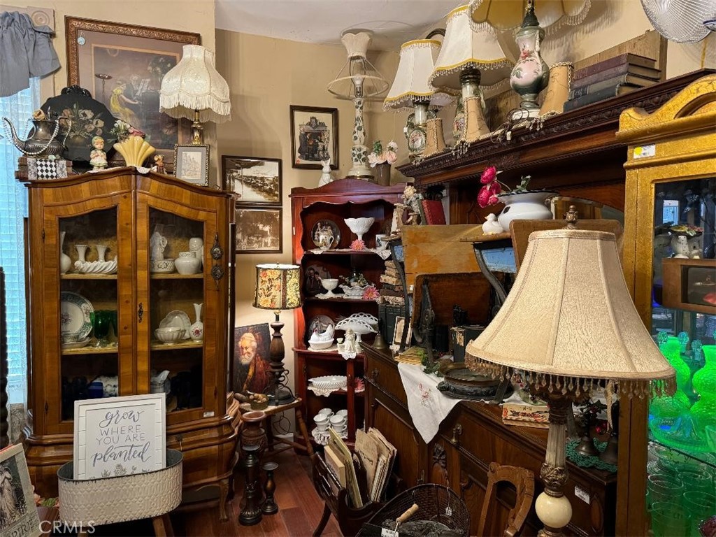 19270 National Trails