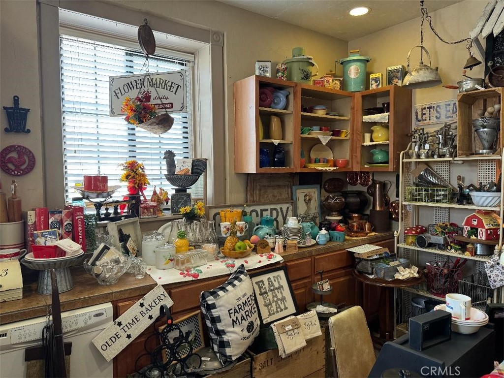 19270 National Trails