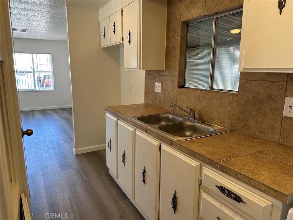 15252 Seneca Road 207