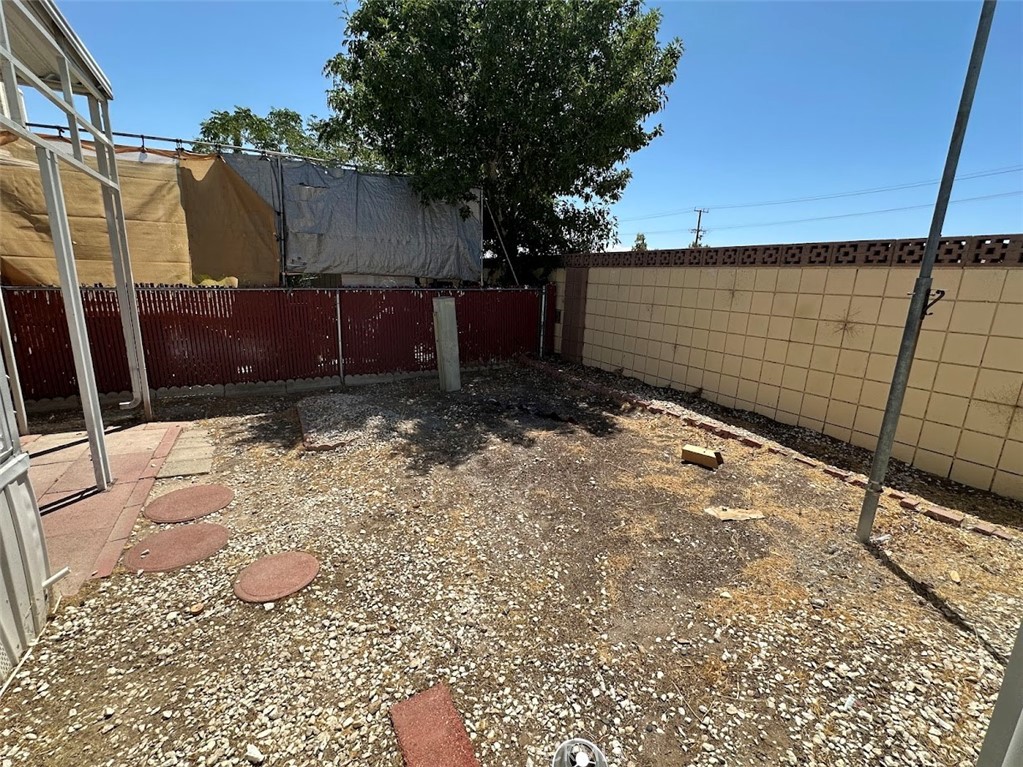 15252 Seneca Road 207