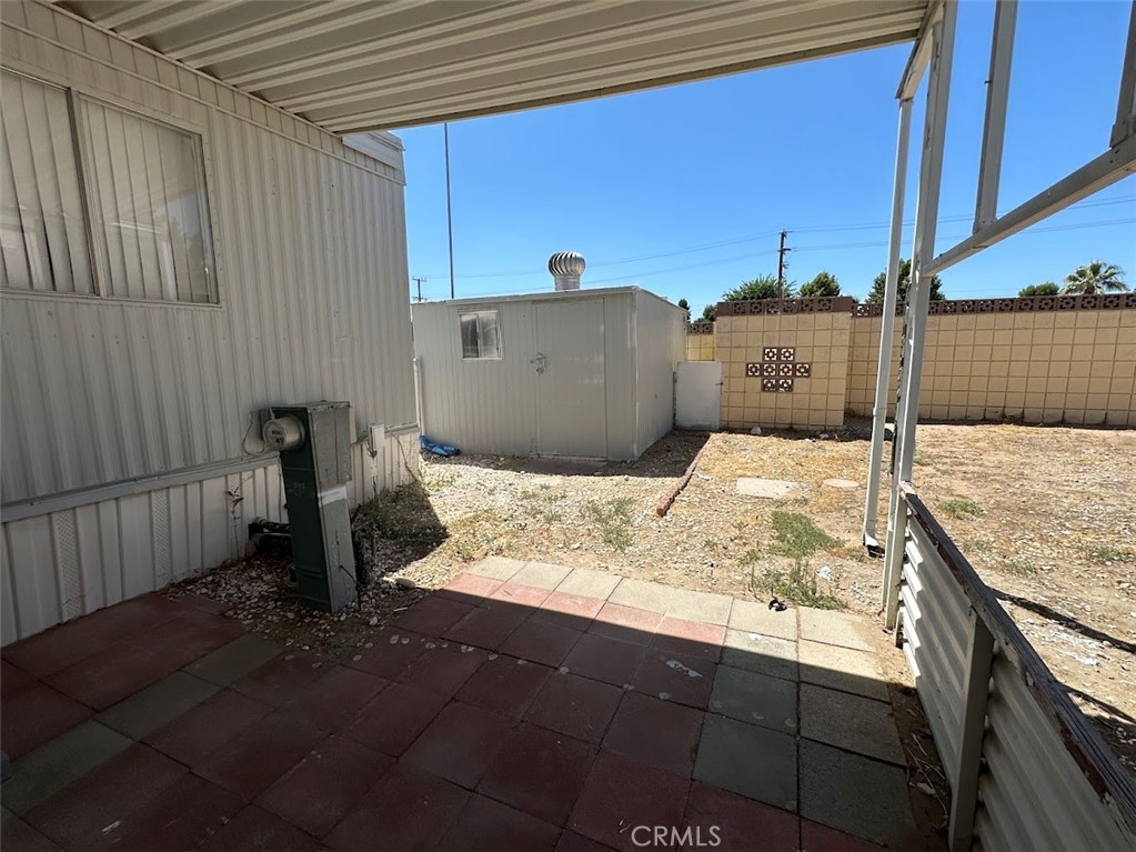 15252 Seneca Road 207