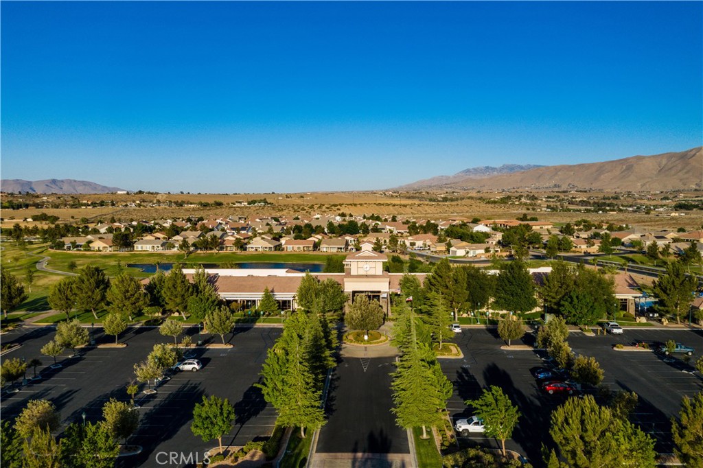 10387 Glen Oaks Lane